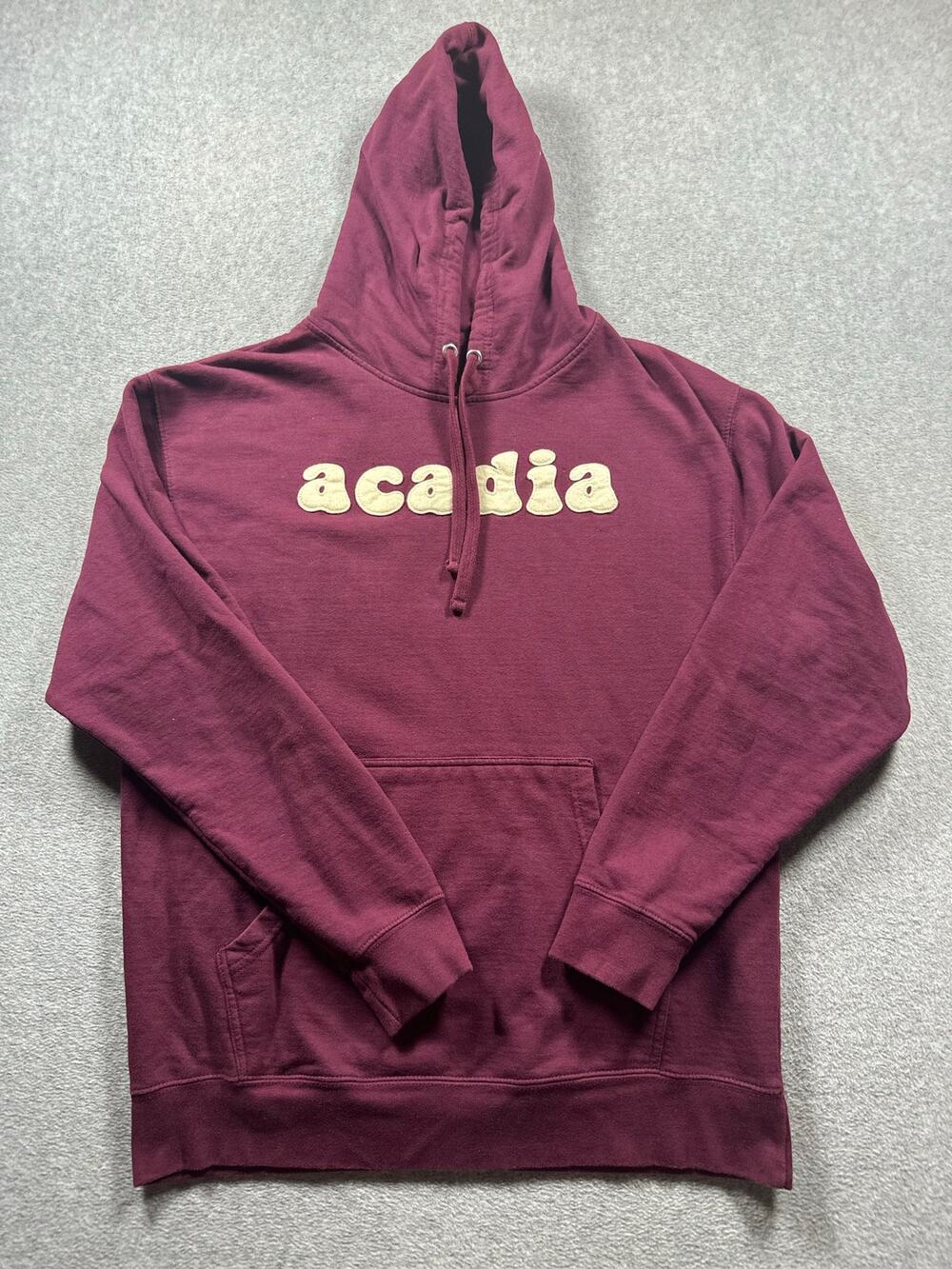 TGT Acadia Pullover Hoodie Men's Large Burgundy Spellout Graphic Ribbed Hem